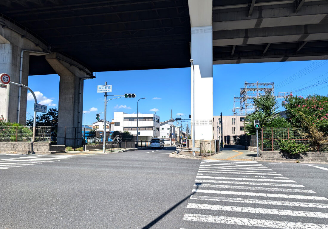 最寄り駅からの道案内03